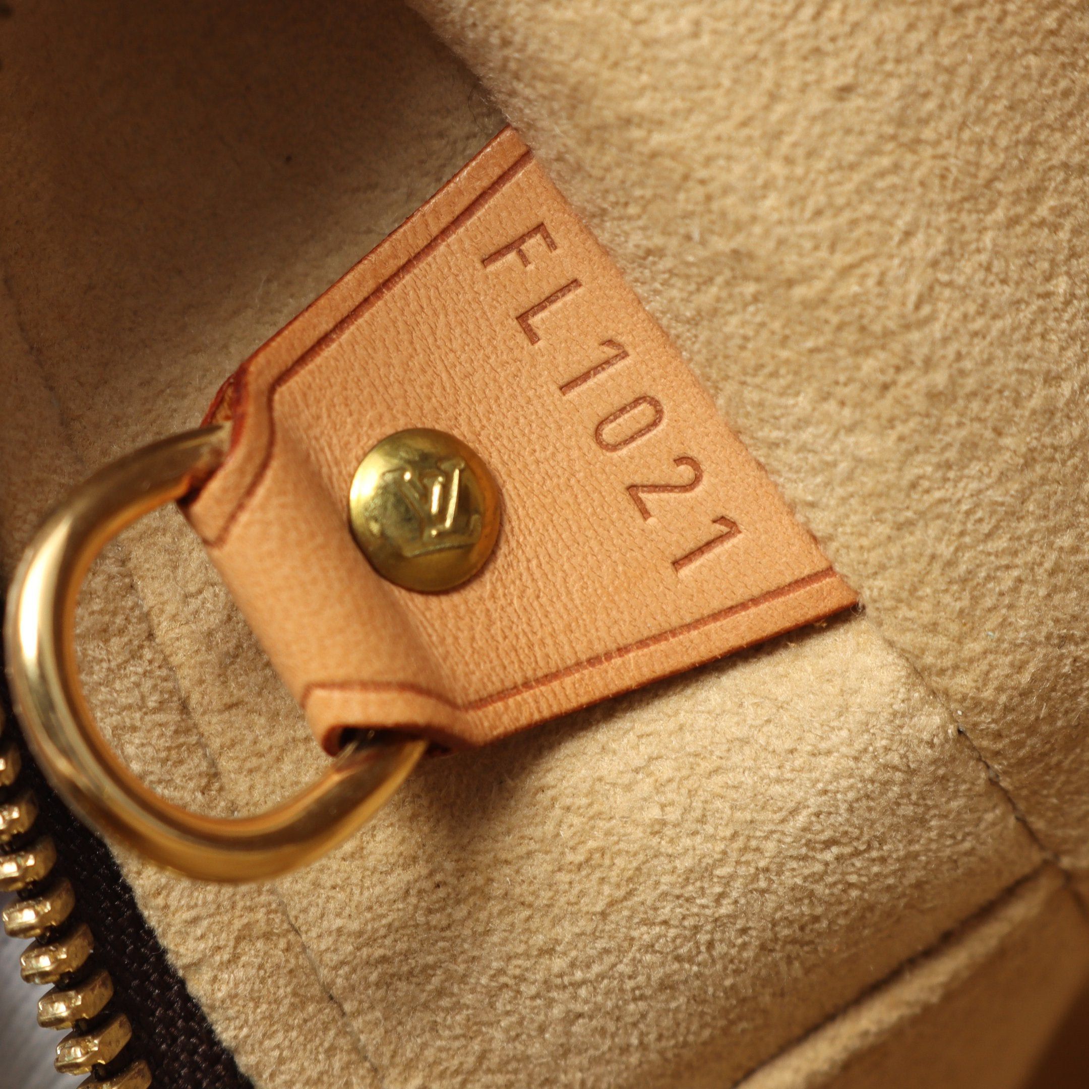 Louis Vuitton Louis Vuitton Cite Gm Monogram Shoulder Bag Leather Brown Size ONE SIZE - 5 Thumbnail