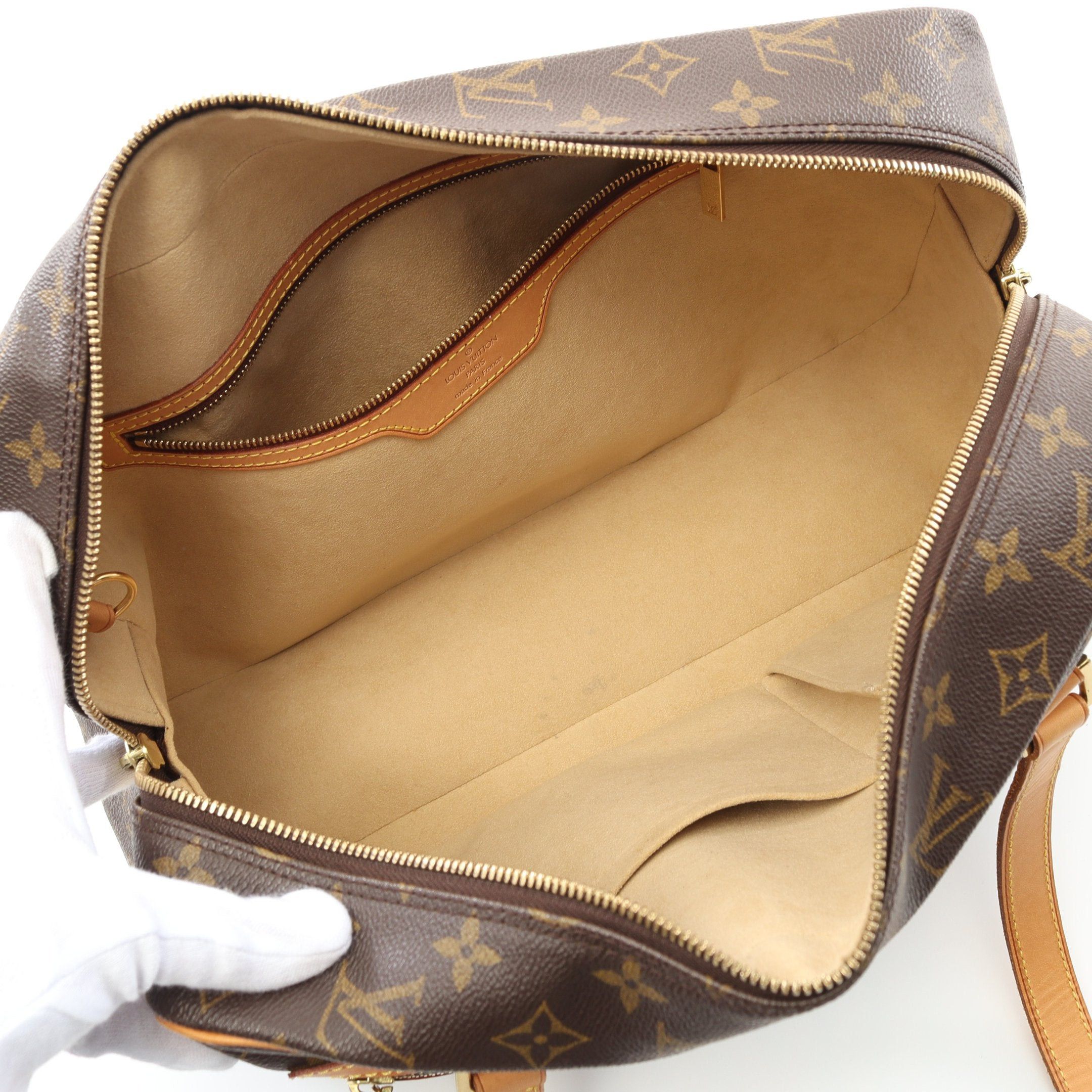 Louis Vuitton Louis Vuitton Cite Gm Monogram Shoulder Bag Leather Brown Size ONE SIZE - 3 Thumbnail