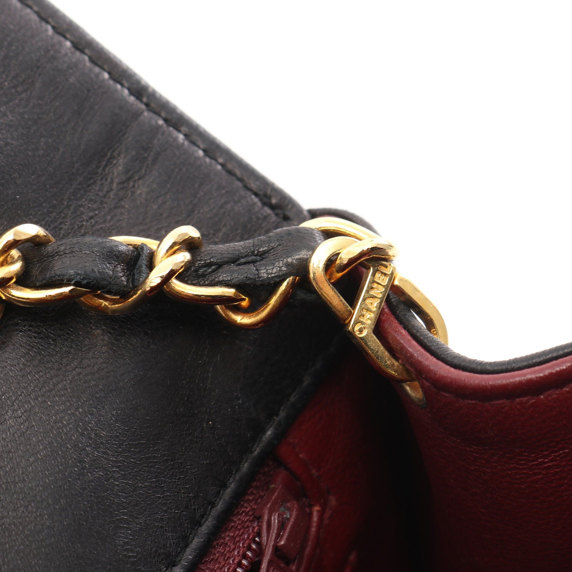 Chanel Chanel Matelasse Diana Flap Chain Shoulder Bag Lambskin Black Gold Hardware Size ONE SIZE - 13 Thumbnail