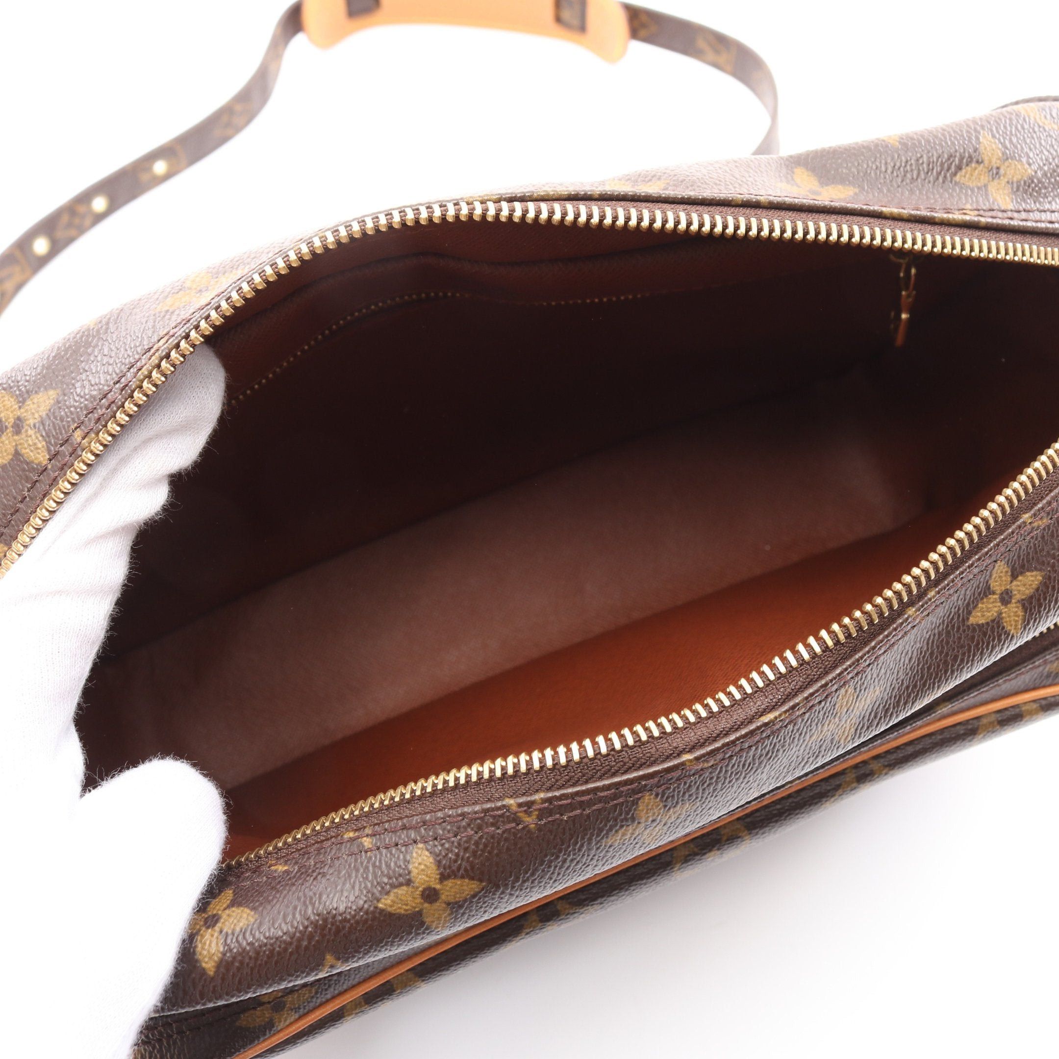 Louis Vuitton Louis Vuitton Nil Monogram Shoulder Bag Leather Brown Size ONE SIZE - 3 Thumbnail