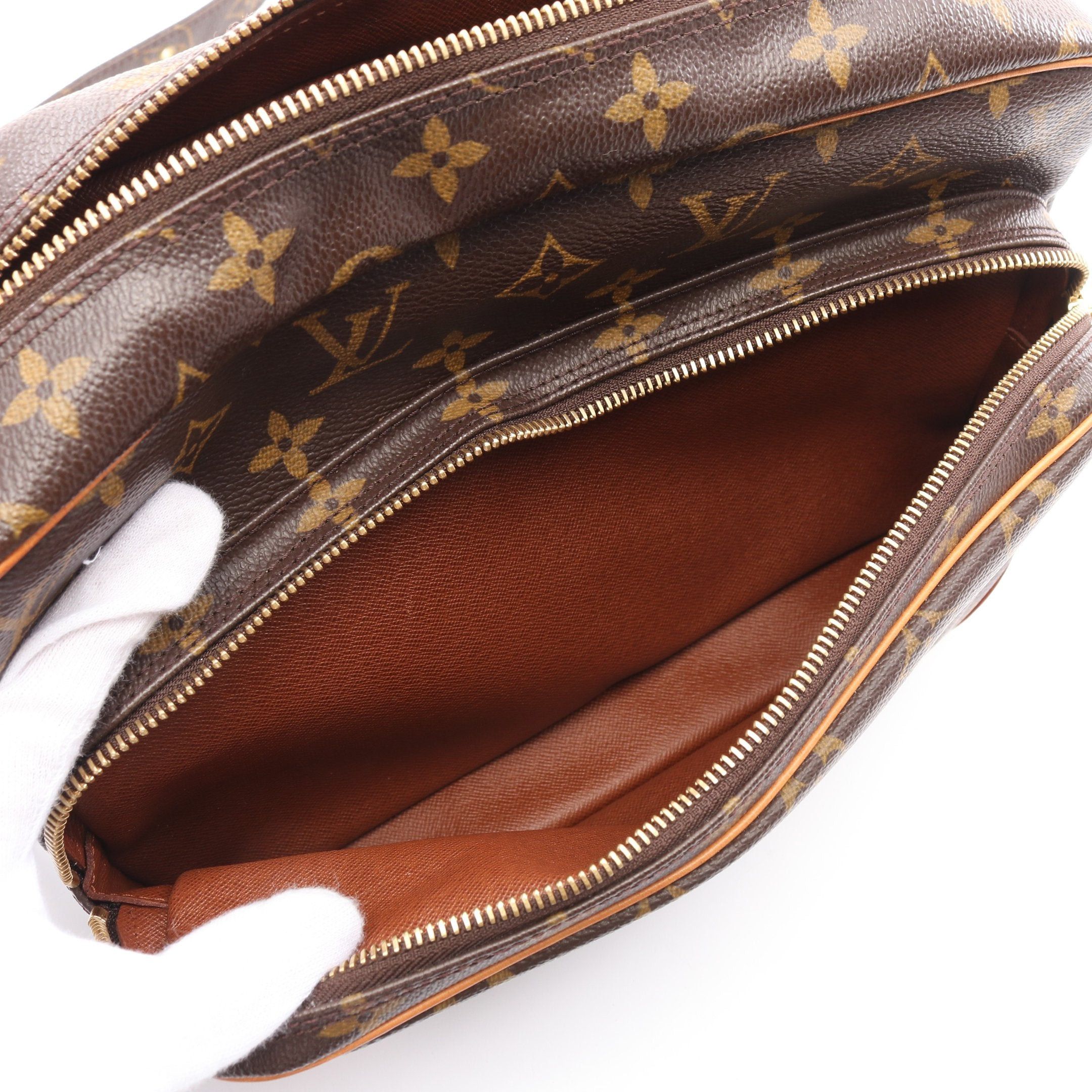 Louis Vuitton Louis Vuitton Nil Monogram Shoulder Bag Leather Brown Size ONE SIZE - 4 Thumbnail