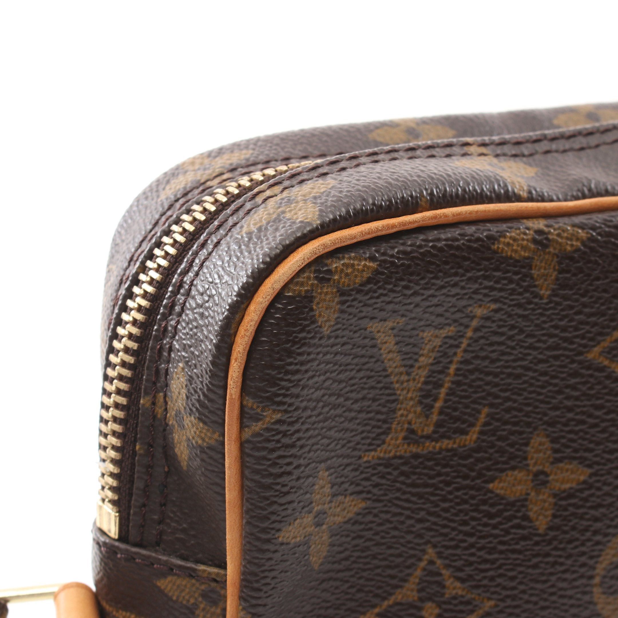 Louis Vuitton Louis Vuitton Danube Monogram Shoulder Bag Leather Brown Size ONE SIZE - 11 Thumbnail