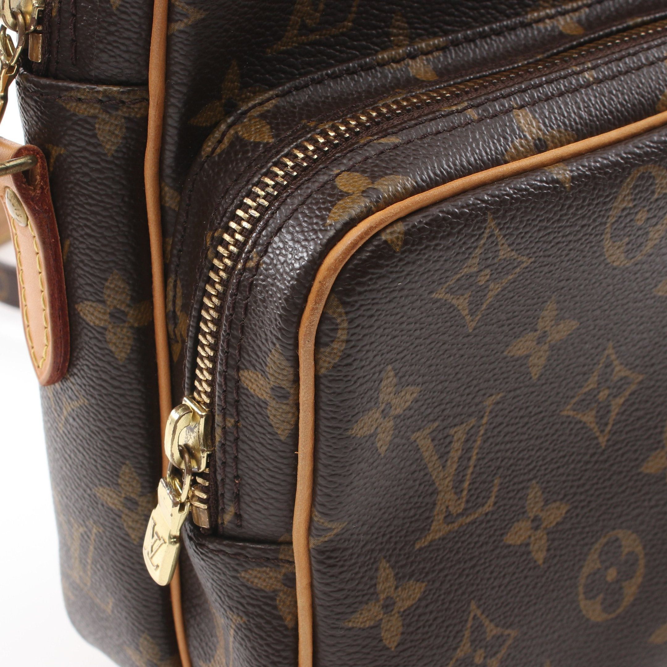 Louis Vuitton Louis Vuitton Amazon Monogram Shoulder Bag Leather Brown Size ONE SIZE - 8 Thumbnail