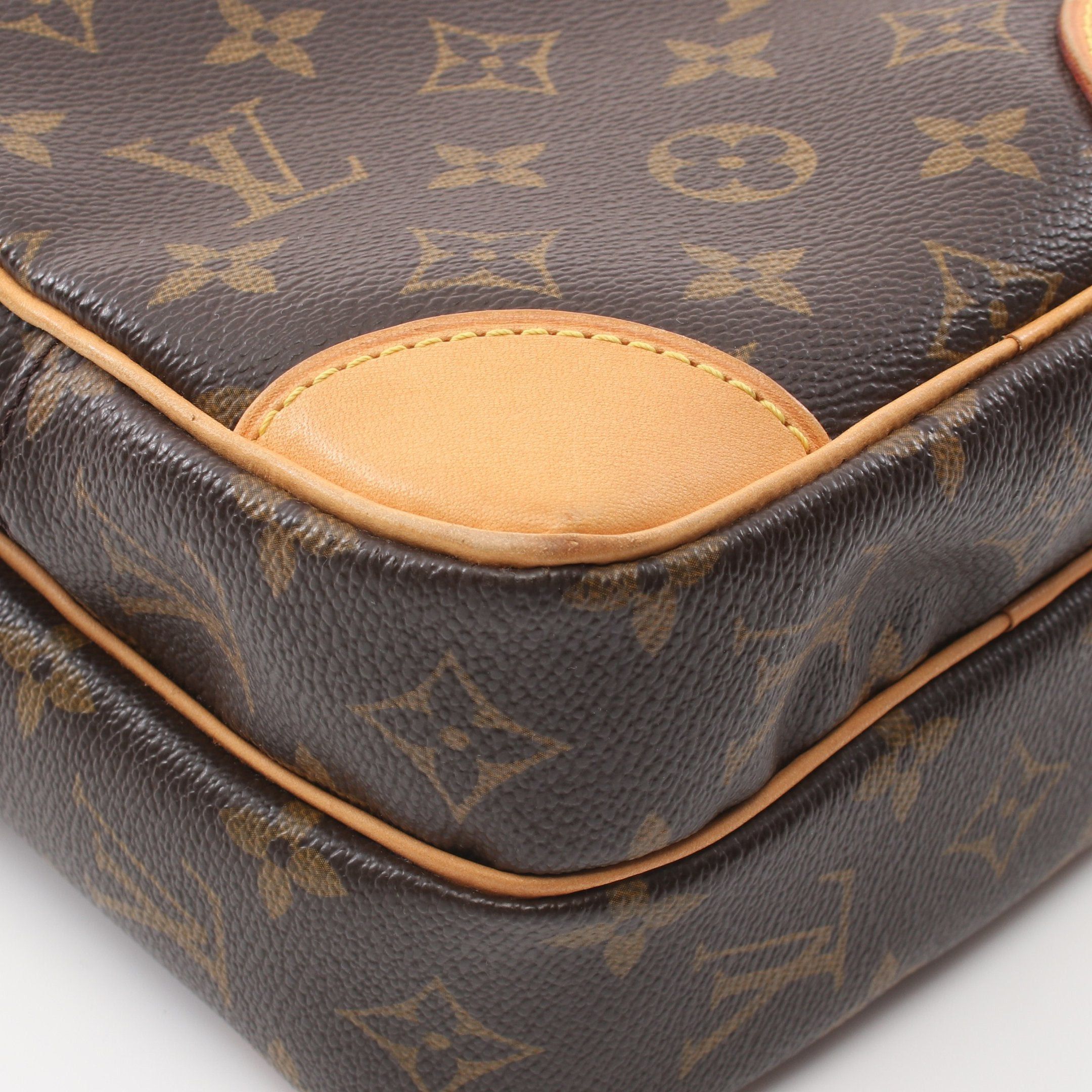 Louis Vuitton Louis Vuitton Amazon Monogram Shoulder Bag Leather Brown Size ONE SIZE - 6 Thumbnail