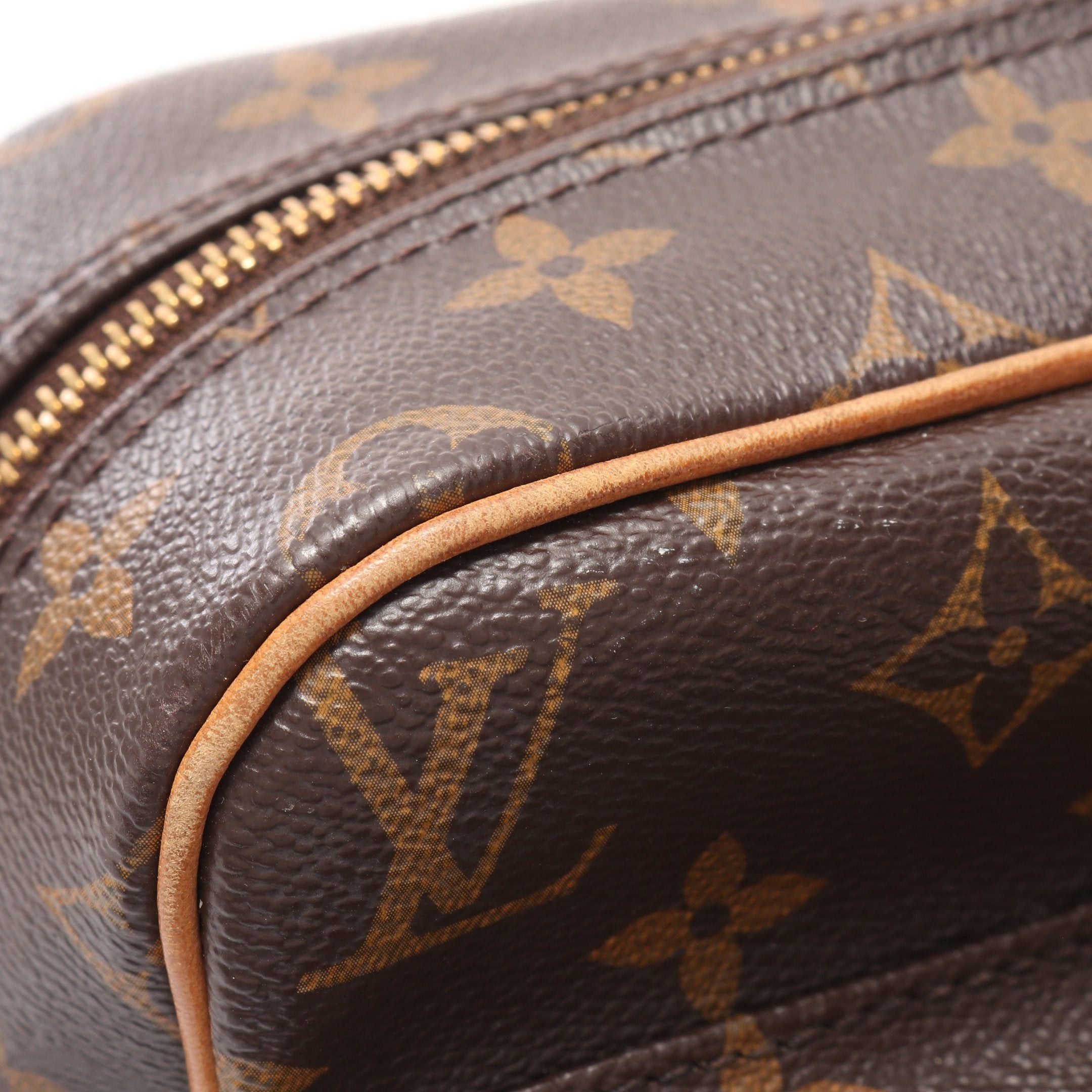 Louis Vuitton Louis Vuitton Nil Monogram Shoulder Bag Leather Brown Size ONE SIZE - 10 Thumbnail
