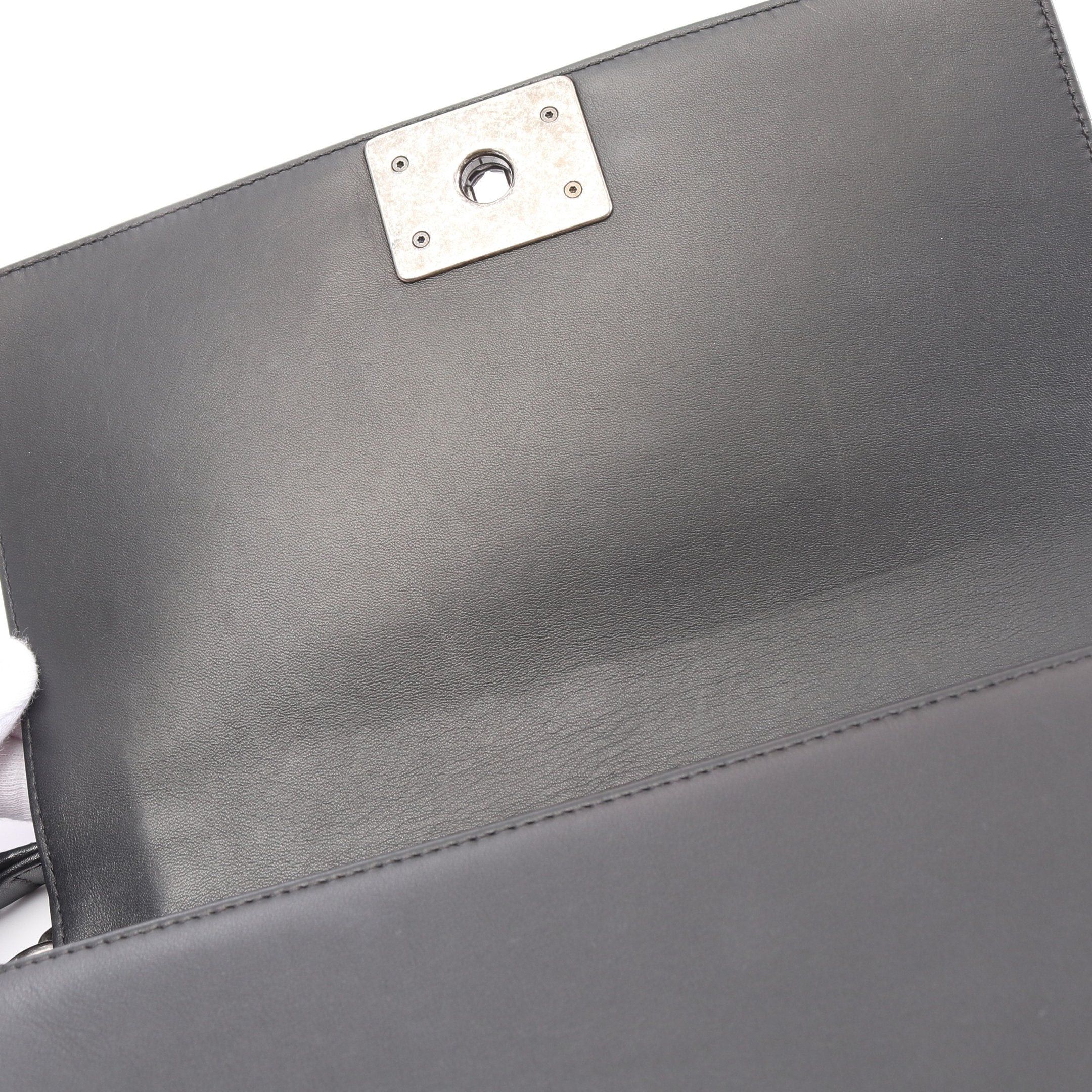 Chanel Chanel Boy Chanel Chain Shoulder Bag Leather Tweed Black White Antique Silver Hardware Size ONE SIZE - 10 Thumbnail