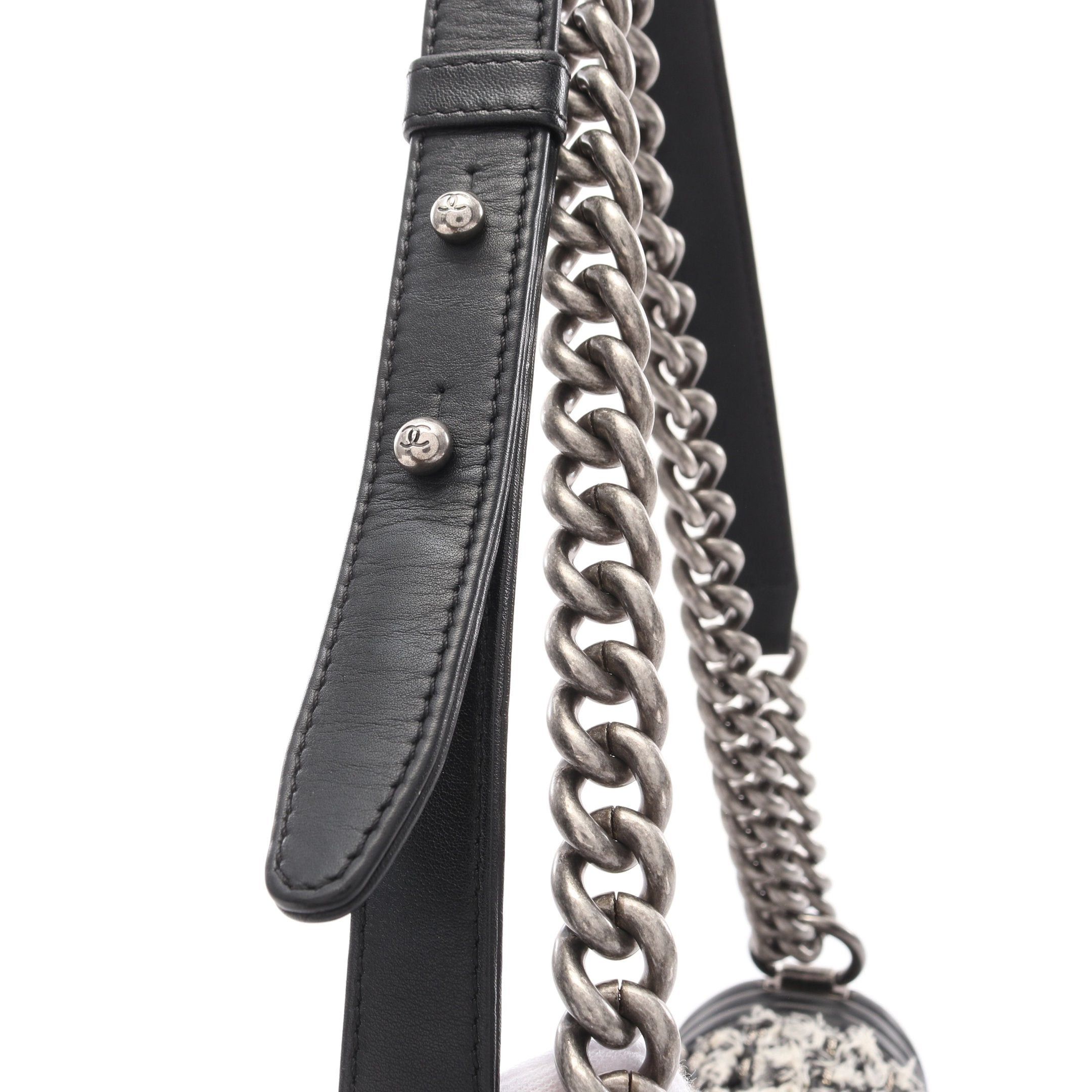 Chanel Chanel Boy Chanel Chain Shoulder Bag Leather Tweed Black White Antique Silver Hardware Size ONE SIZE - 6 Thumbnail