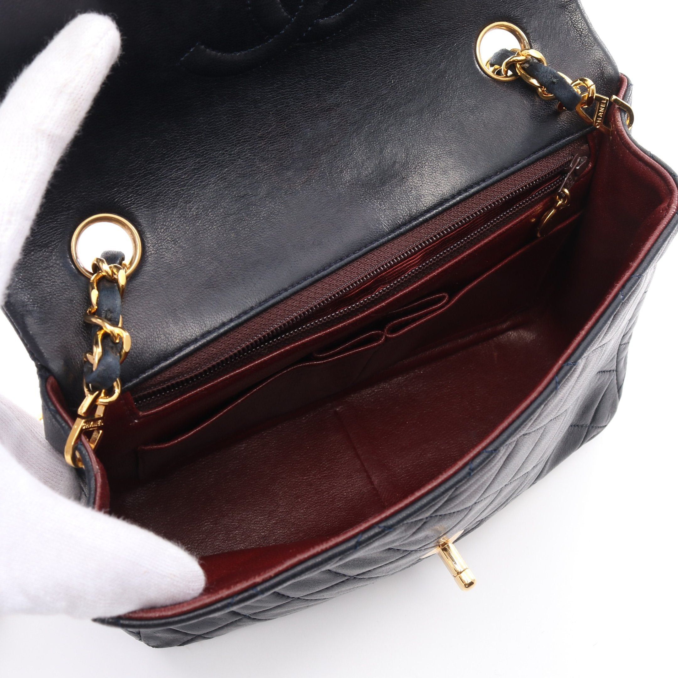 Chanel Chanel Mini Matelasse 20 Chain Shoulder Bag Lambskin Dark Navy Gold Hardware Size ONE SIZE - 3 Thumbnail
