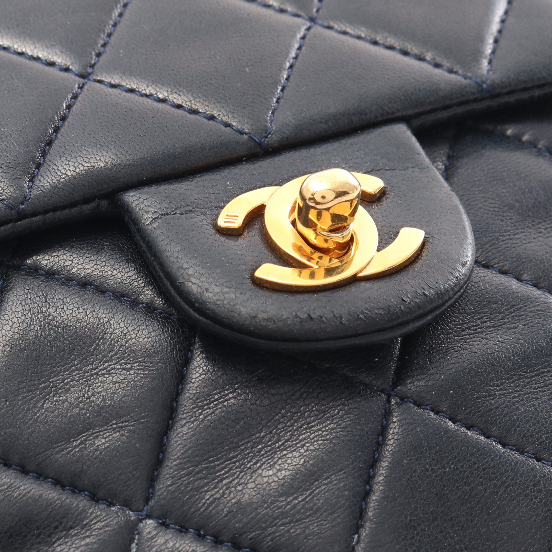 Chanel Chanel Mini Matelasse 20 Chain Shoulder Bag Lambskin Dark Navy Gold Hardware Size ONE SIZE - 11 Thumbnail
