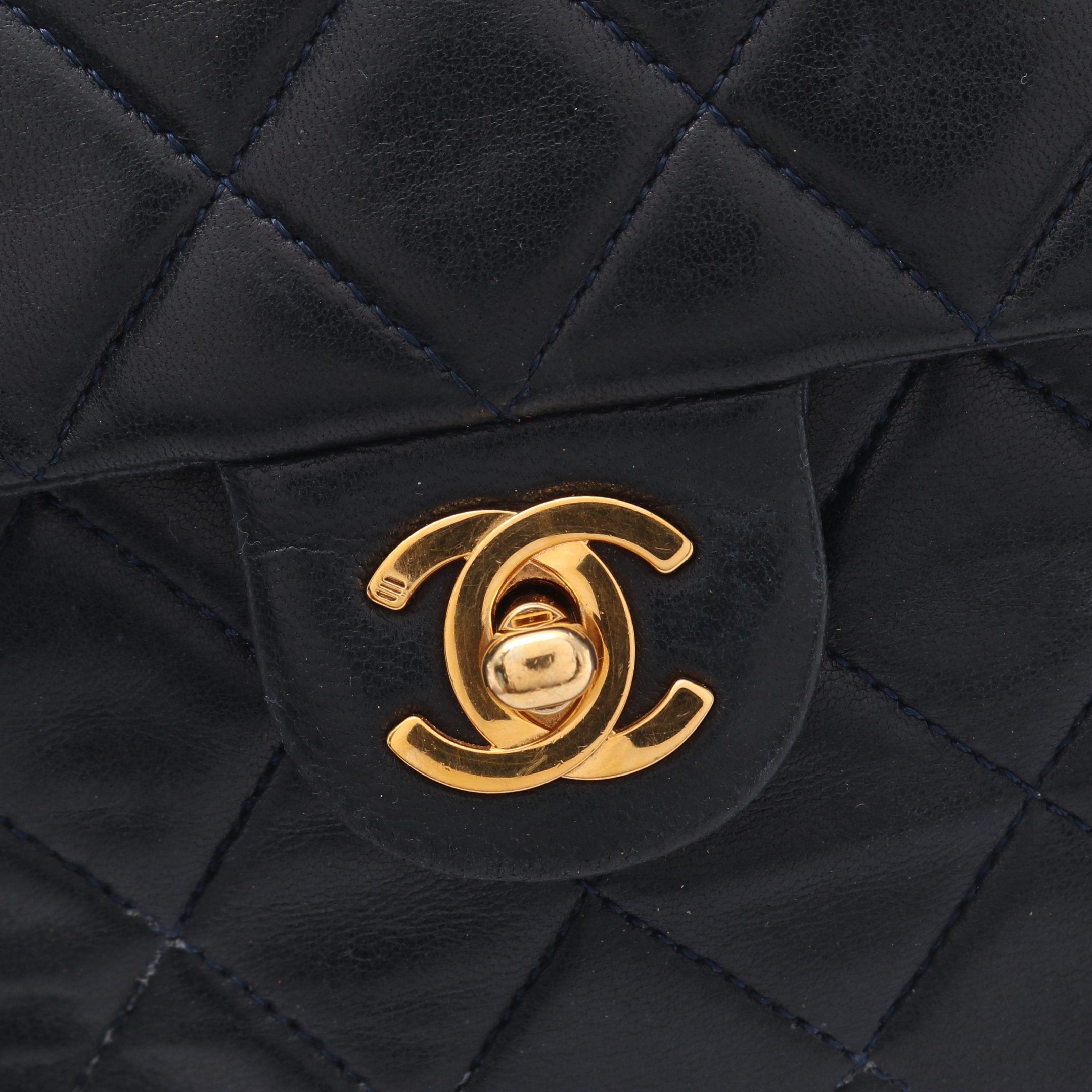 Chanel Chanel Mini Matelasse 20 Chain Shoulder Bag Lambskin Dark Navy Gold Hardware Size ONE SIZE - 9 Thumbnail