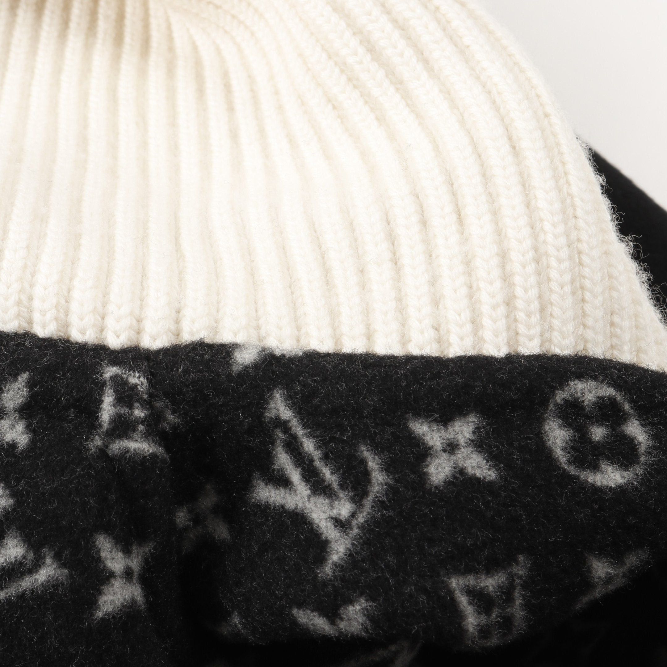 Louis Vuitton Louis Vuitton Ribbed Hood Double Face Cape Poncho Wool Silk Black Off White Zip Up Size ONE SIZE - 8 Thumbnail