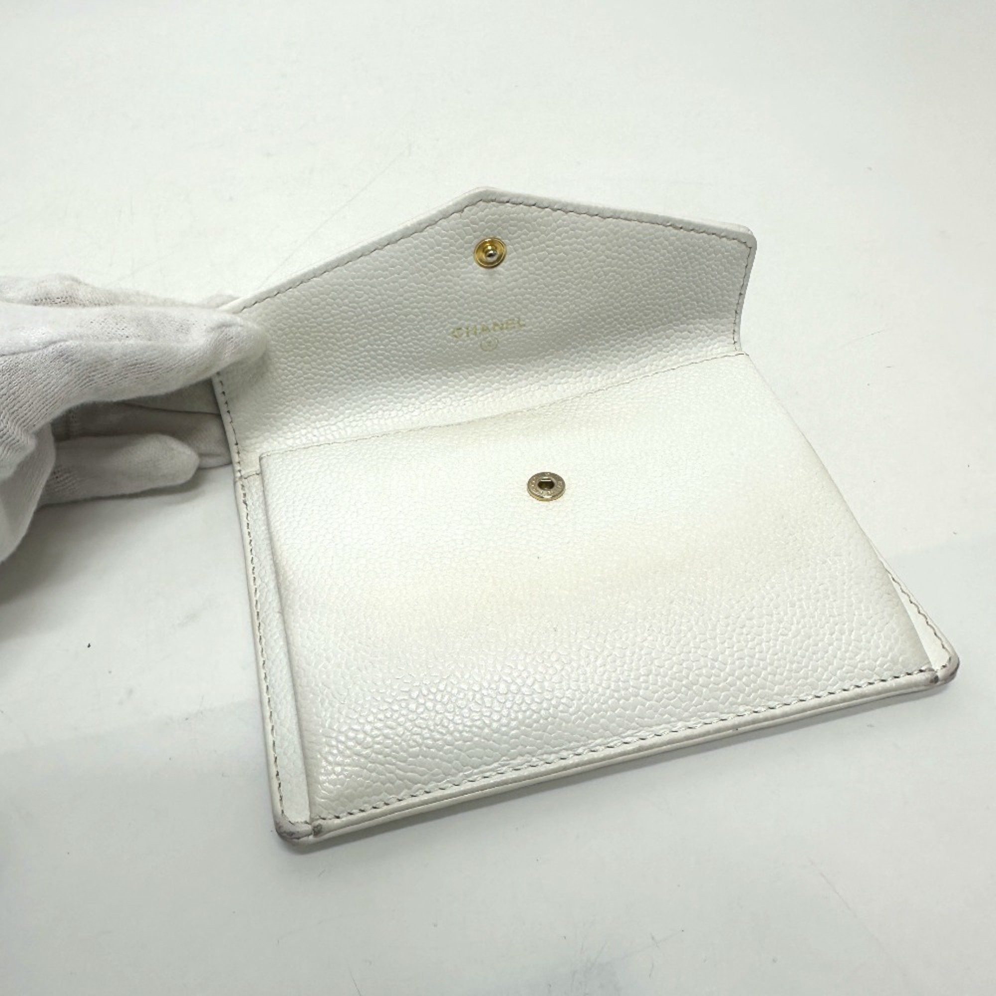 Chanel CHANEL Coco Mark Flat Flap Wallet Accessory Bi-fold Caviar Skin Women's White Size ONE SIZE - 8 Thumbnail