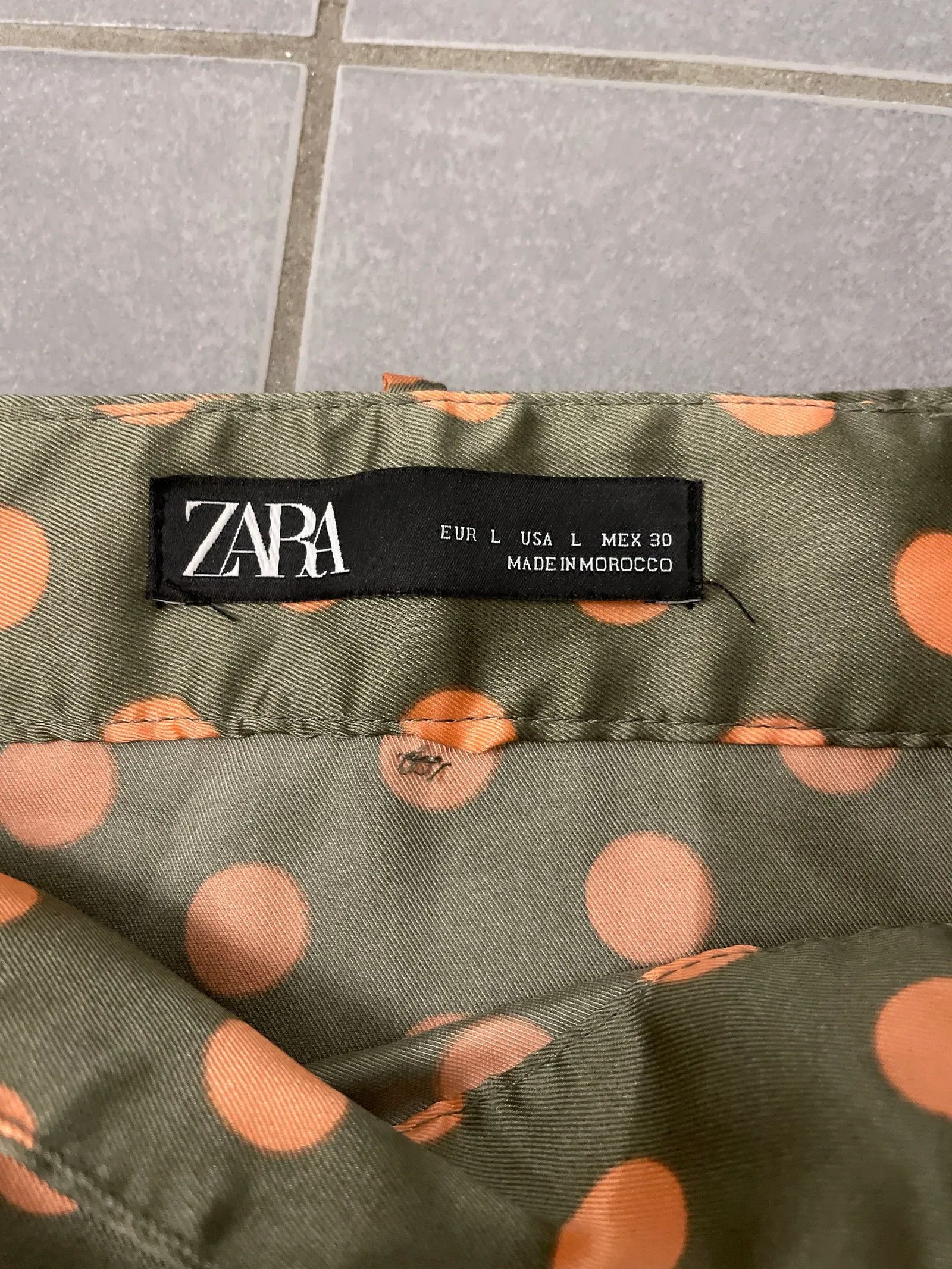 Zara Zara Skirt Size 30" / US 8 / IT 44 - 2 Thumbnail