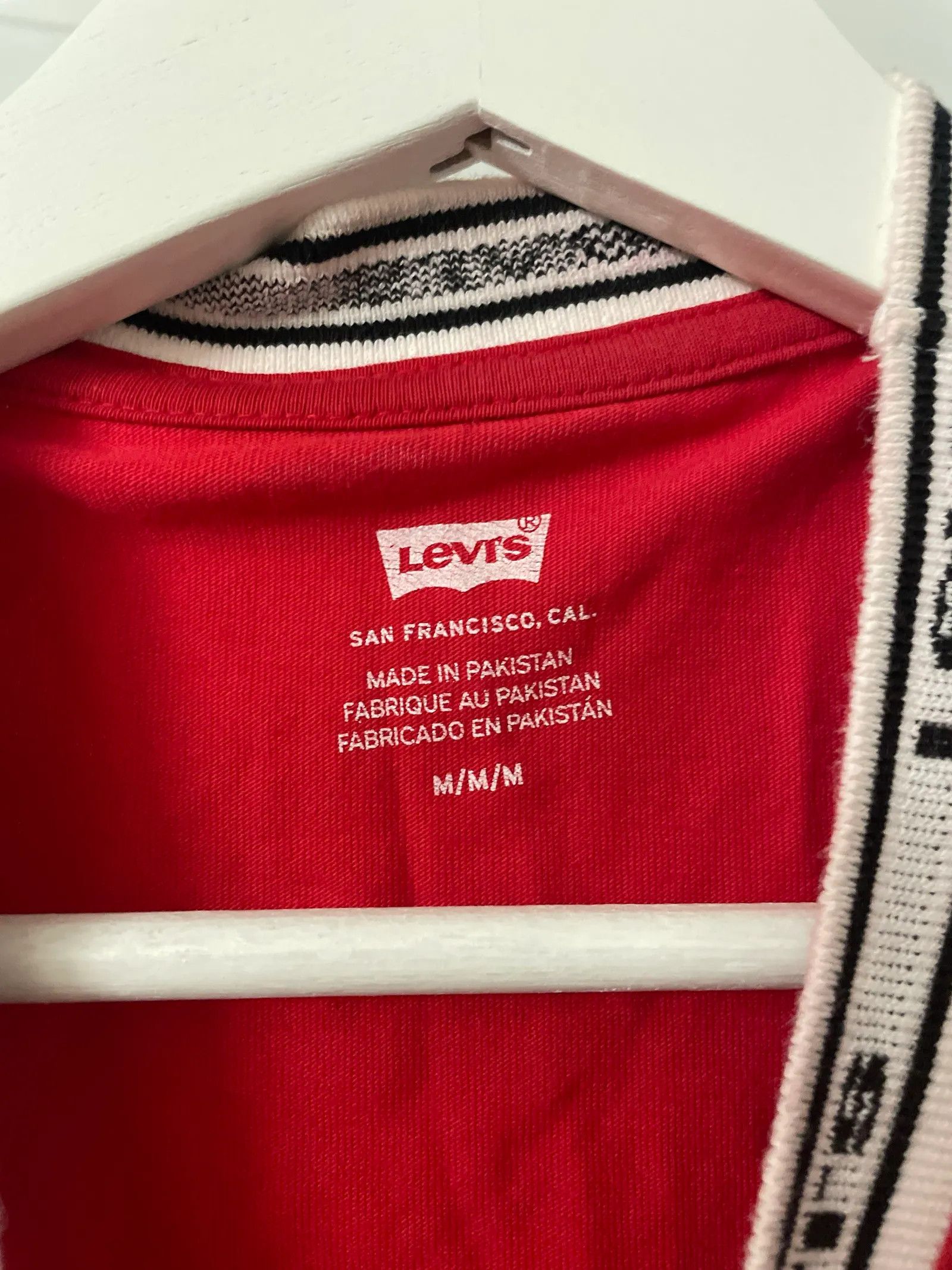 Levi's Levi's Short Sleeve T-shirt Size M / US 6-8 / IT 42-44 - 2 Thumbnail