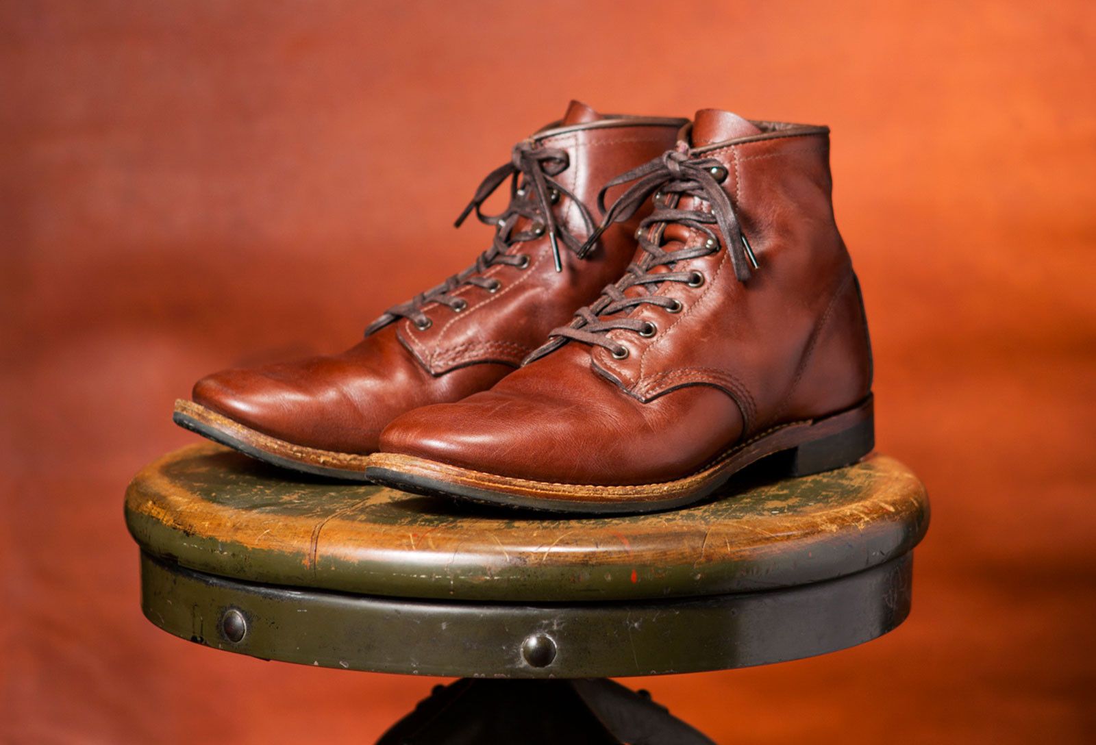 9063 shop red wing