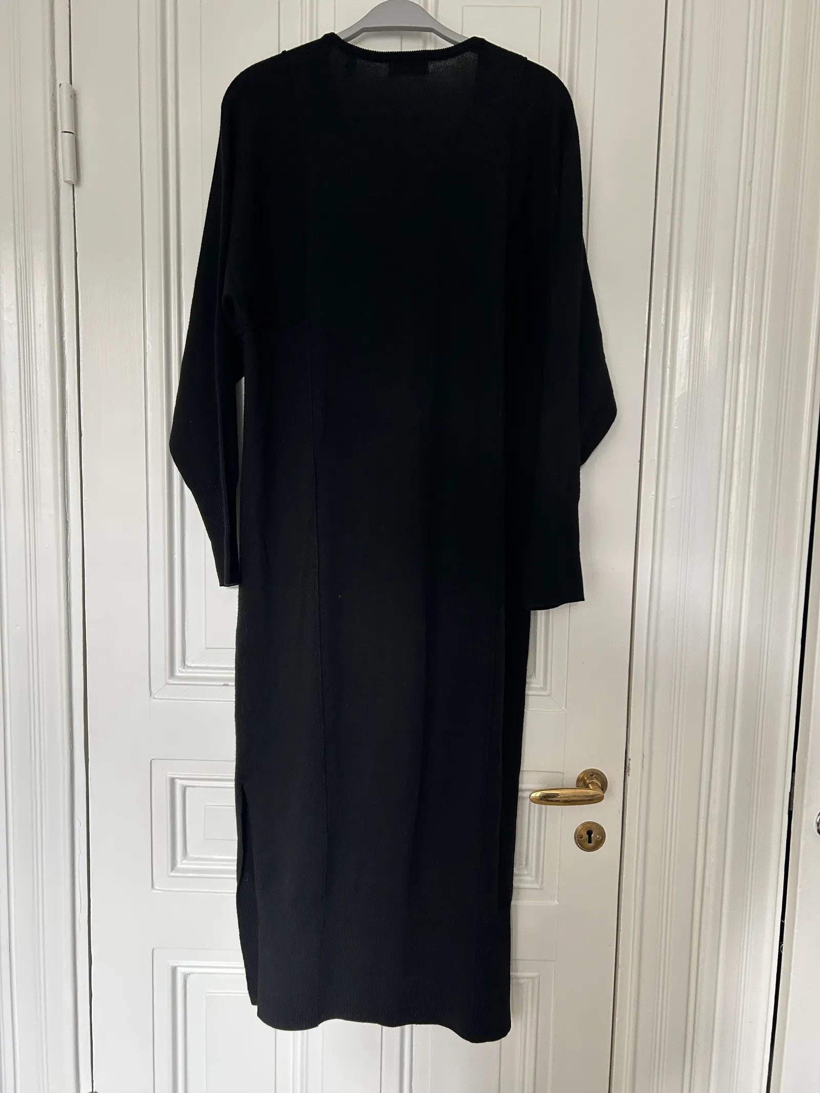 Dagmar Dagmar Merino v-neck dress Dress Size M / US 6-8 / IT 42-44 - 3 Thumbnail