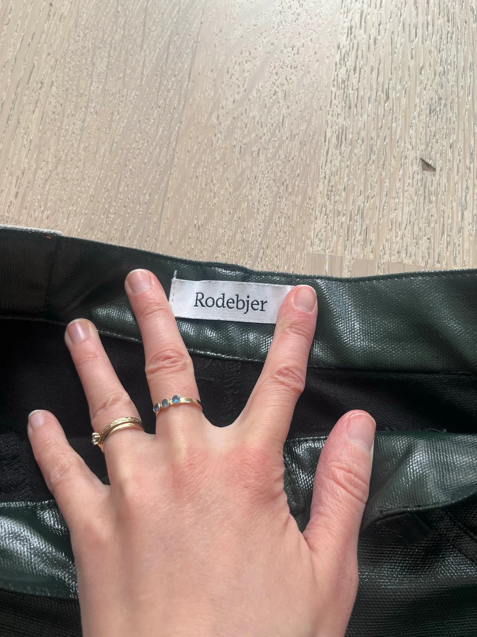 Rodebjer Rodebjer Esztia Waxed Pants Size 27" / US 4 / IT 40 - 2 Thumbnail