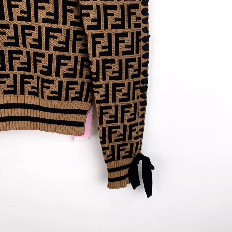 Fendi Fendi Brown Logo Print Long Sleeve Sweatshirt Size M / US 6-8 / IT 42-44 - 4 Thumbnail