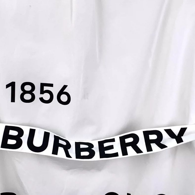 Burberry Burberry White Letter Print Long Sleeve Shirt Dress Size XS / US 0-2 / IT 36-38 - 5 Thumbnail