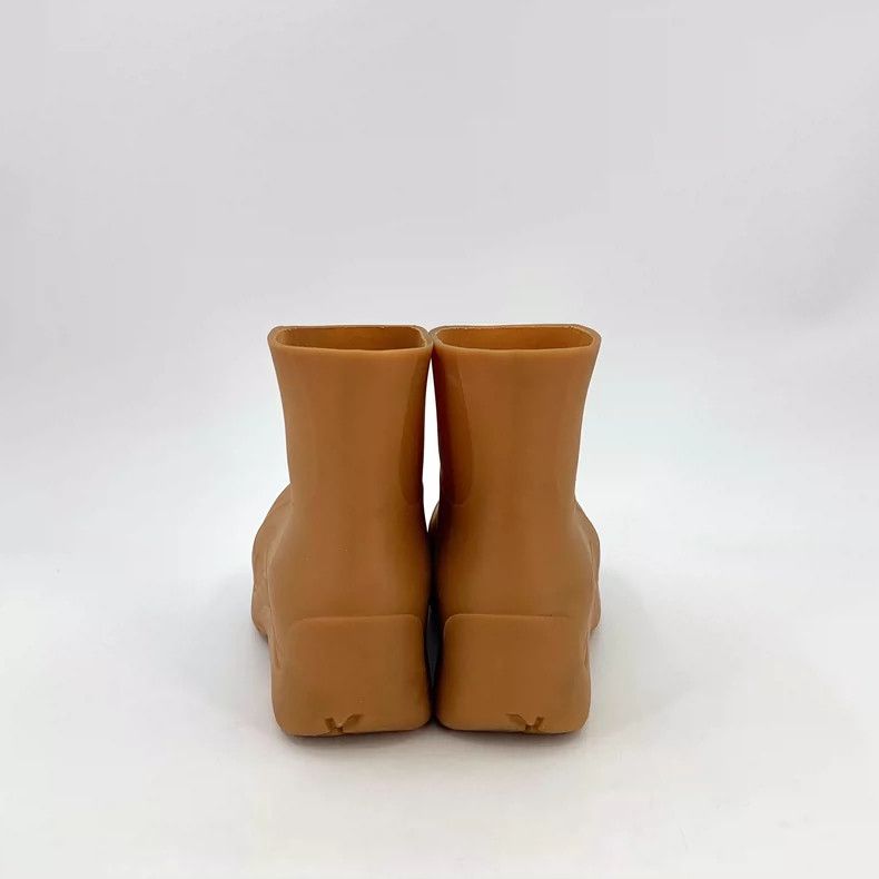 Bottega Veneta Bottega Veneta Orange Rubber Rain Boots Size US 4 / IT 34 - 4 Thumbnail