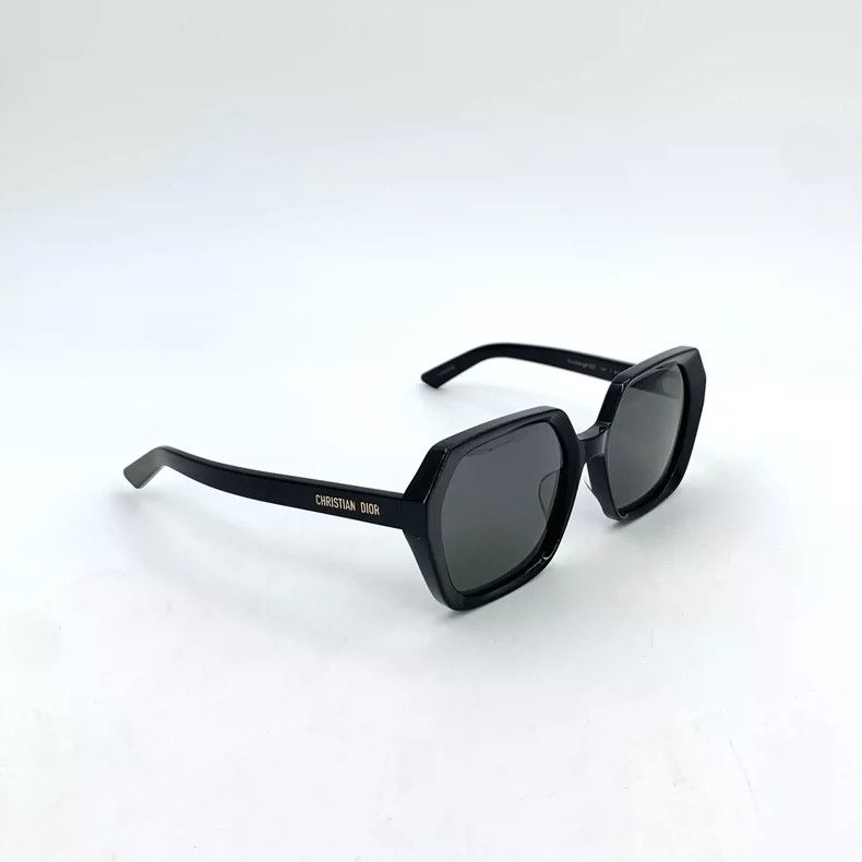 Dior Christian Dior Black Logo Sunglasses with Case Size ONE SIZE - 2 Thumbnail