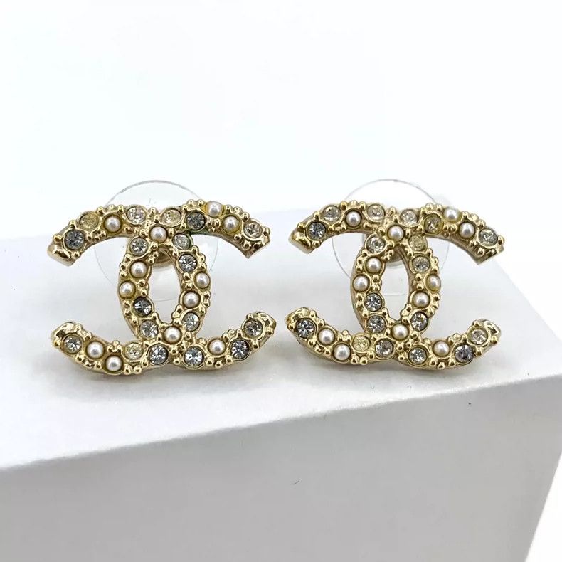 Chanel Chanel Gold CC Pearl Stud Earrings Size ONE SIZE - 3 Thumbnail