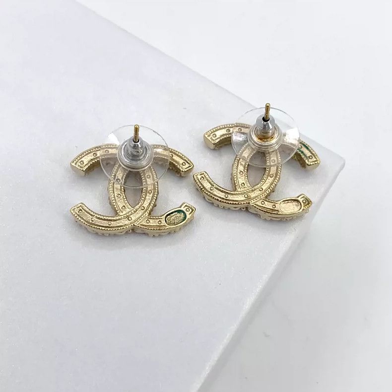 Chanel Chanel Gold CC Pearl Stud Earrings Size ONE SIZE - 2 Thumbnail