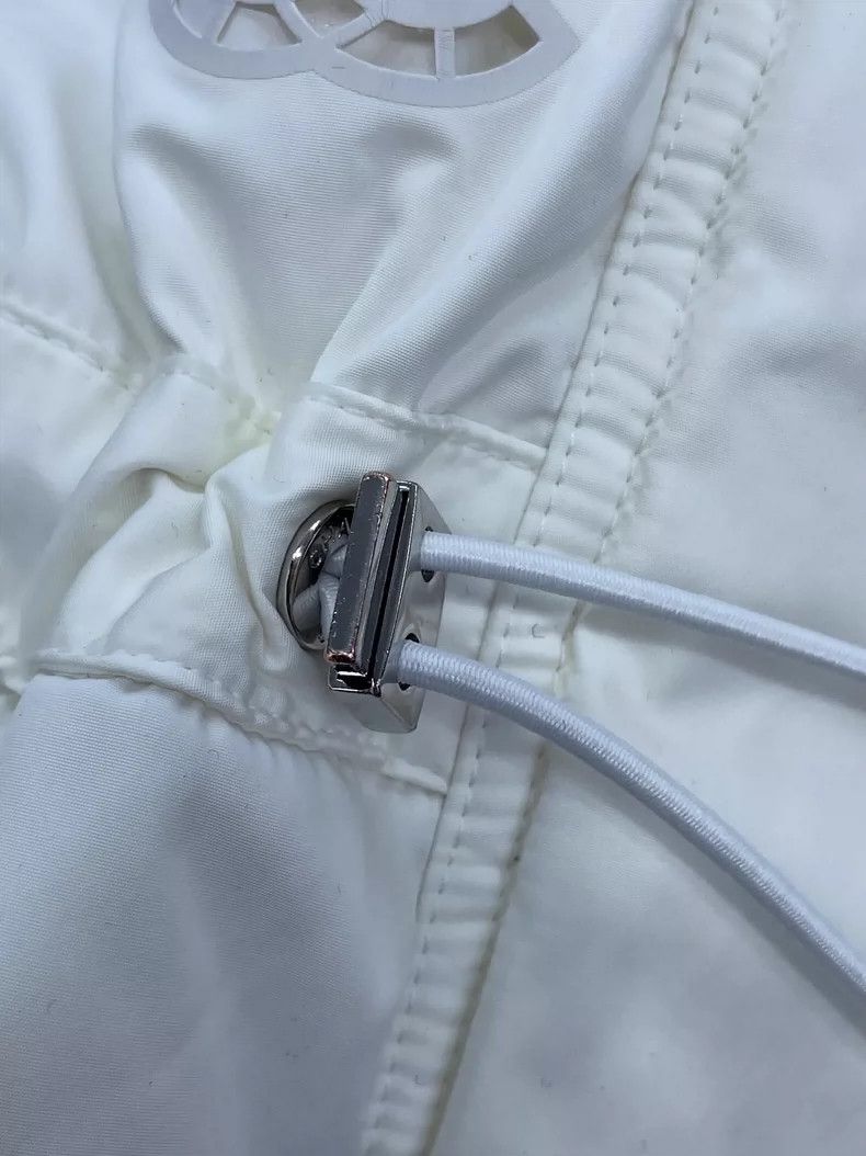 Chanel Chanel White Logo Down Jacket Size M / US 6-8 / IT 42-44 - 4 Thumbnail