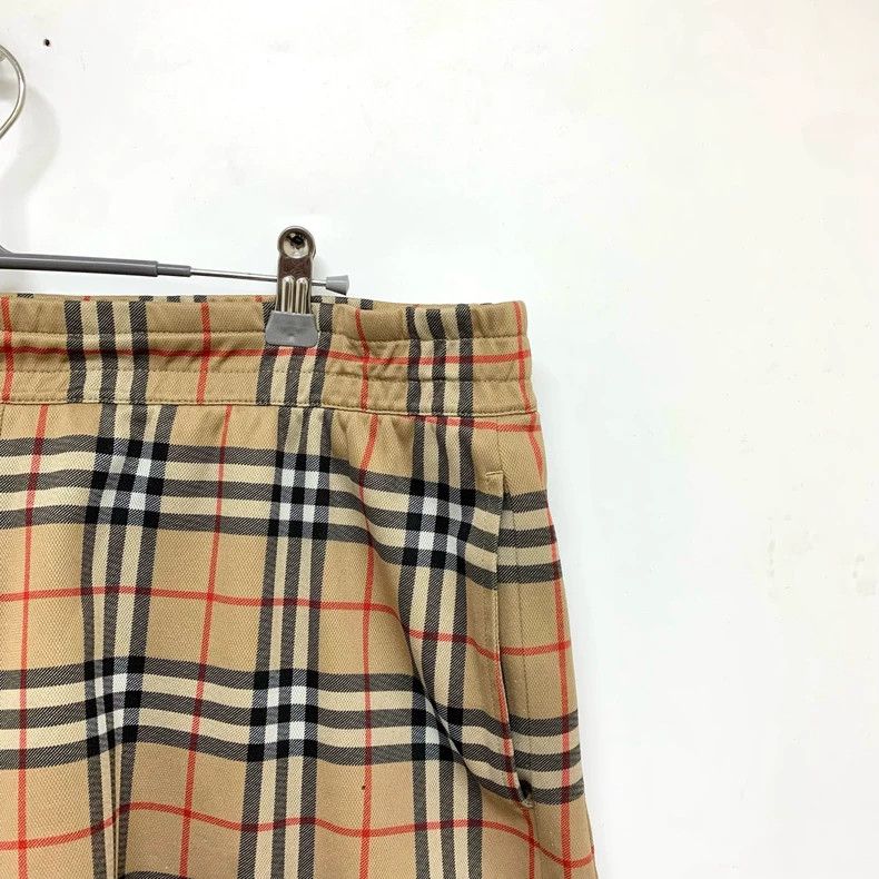 Burberry Burberry Check Pattern Shorts Size M Size 28" / US 6 / IT 42 - 8 Thumbnail