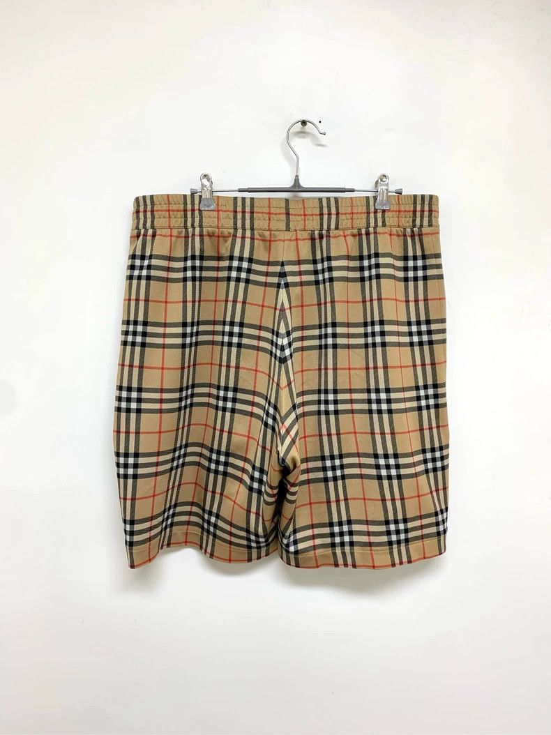 Burberry Burberry Check Pattern Shorts Size M Size 28" / US 6 / IT 42 - 2 Thumbnail