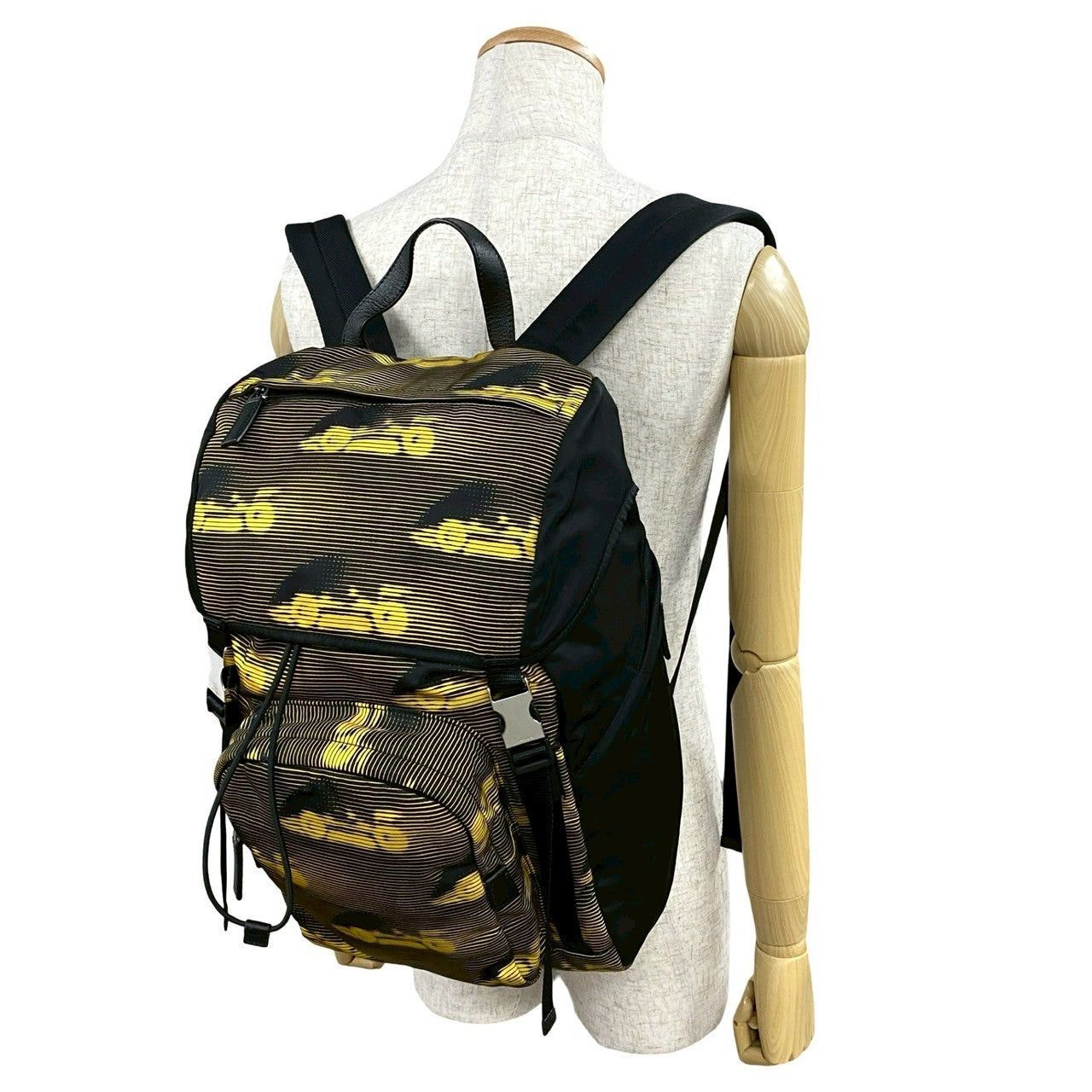 Prada Prada Backpack Yellow Leather Size ONE SIZE - 2 Thumbnail