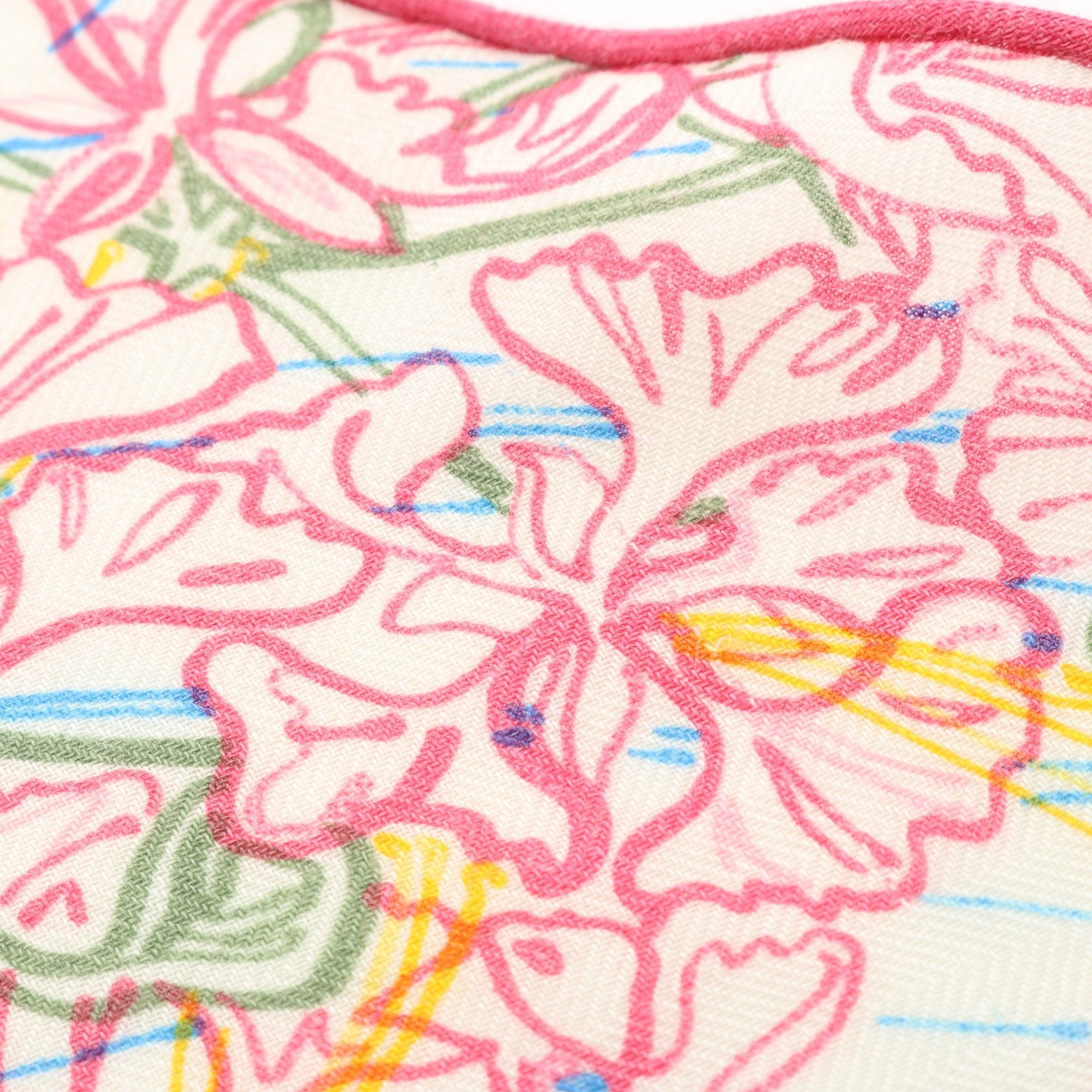 Hermes Triangle Geant Flamingo Party Coloriage Scarf Cashmere Silk Light Beige Multicolor
