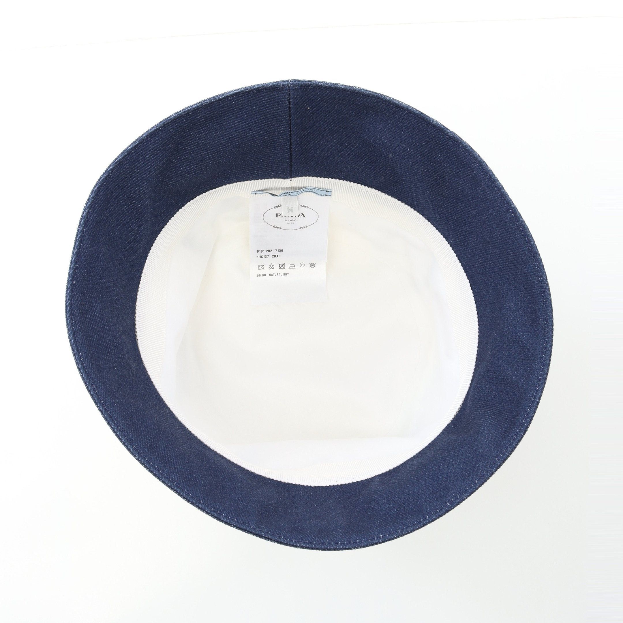 Prada Prada Triangle Logo Bucket Hat Canvas White Navy Size ONE SIZE - 3 Thumbnail