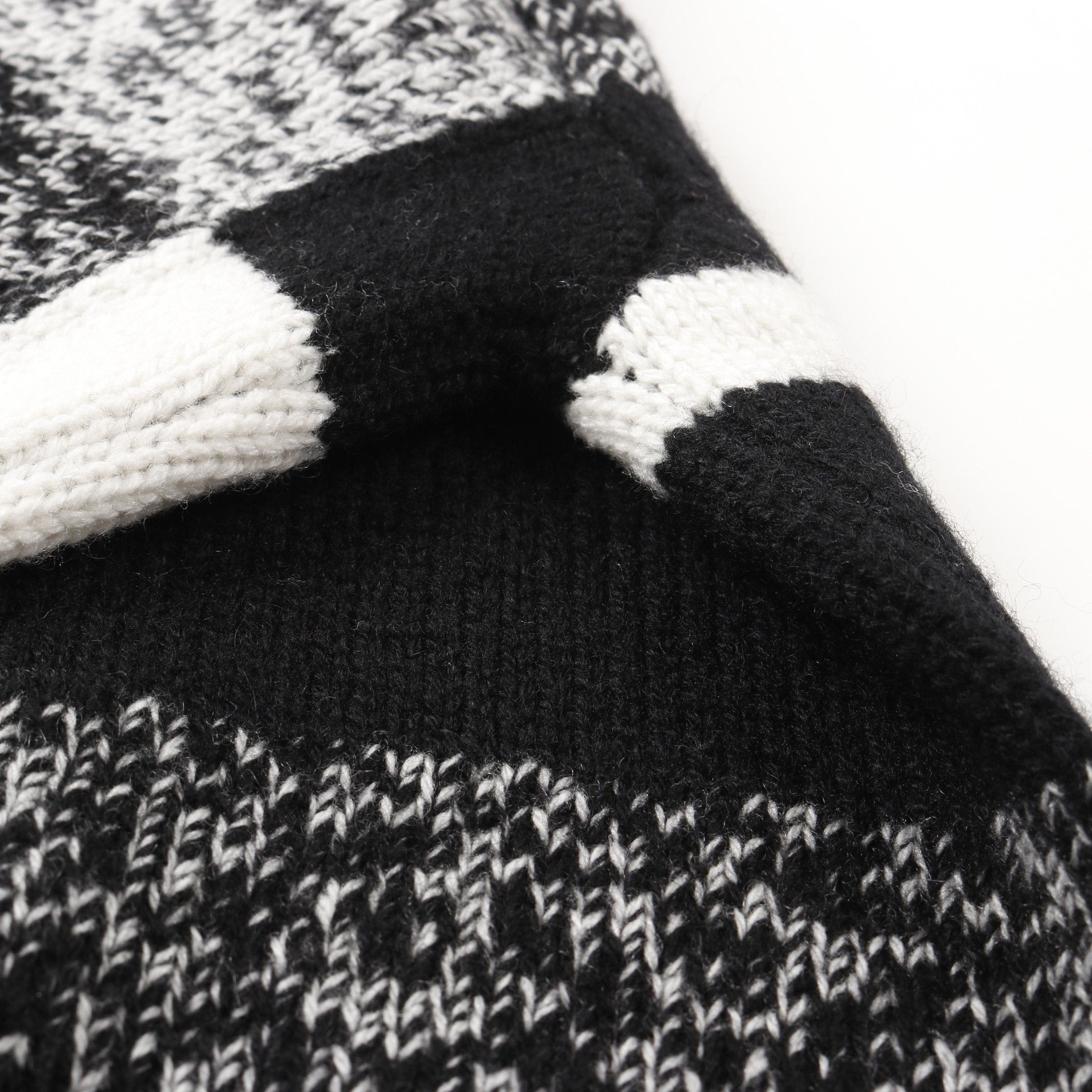 Chanel Chanel Knit Cashmere Black White Size ONE SIZE - 8 Thumbnail