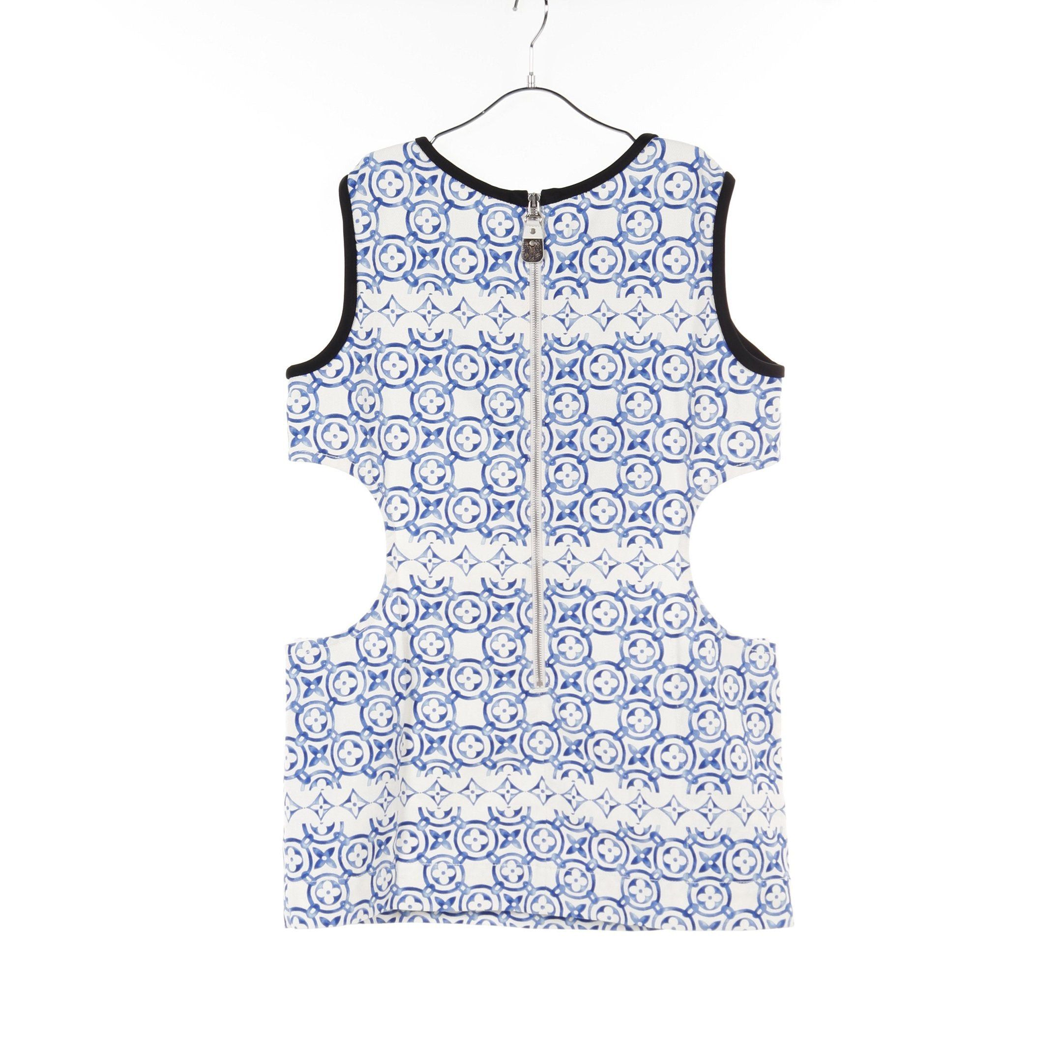 Louis Vuitton Louis Vuitton Monogram Lv Patch One Piece Cotton White Blue Size ONE SIZE - 2 Thumbnail