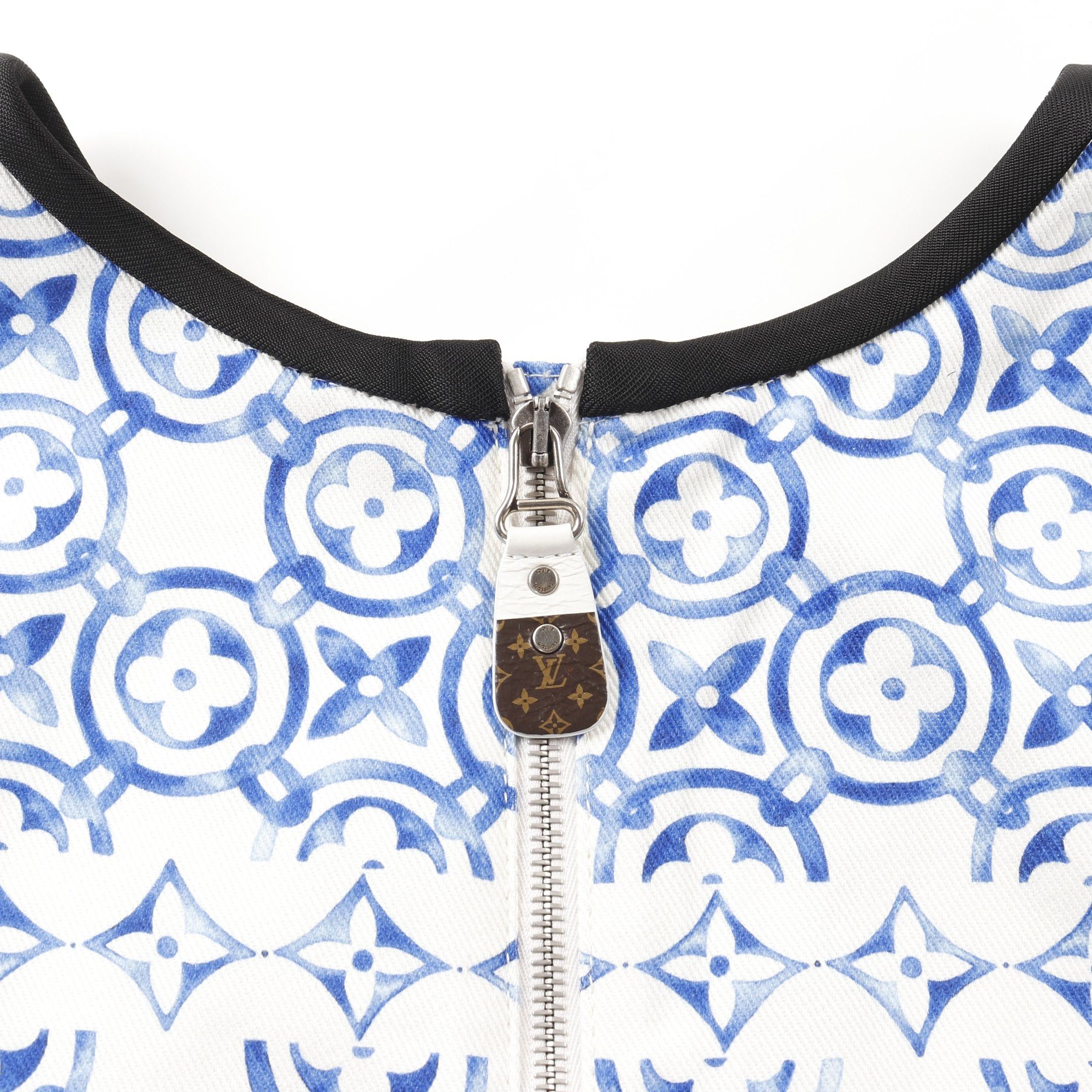 Louis Vuitton Louis Vuitton Monogram Lv Patch One Piece Cotton White Blue Size ONE SIZE - 7 Thumbnail