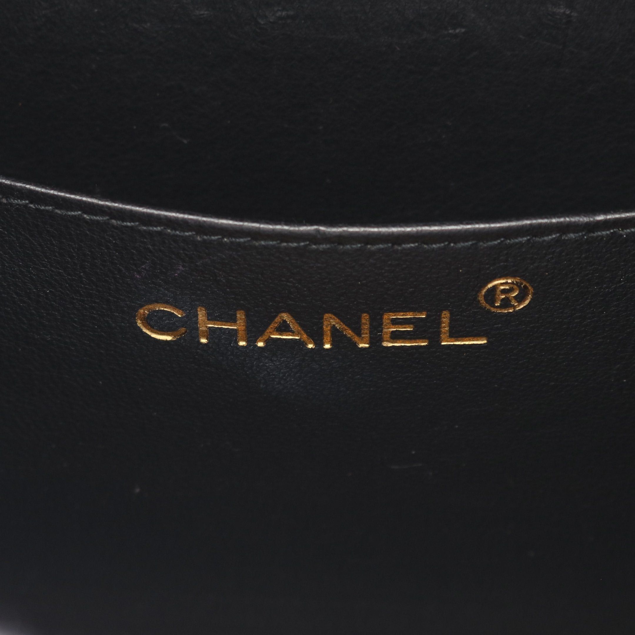Chanel Chanel Chevron V-Stitch Shoulder Bag Patent Leather Black Gold Hardware Size ONE SIZE - 4 Thumbnail
