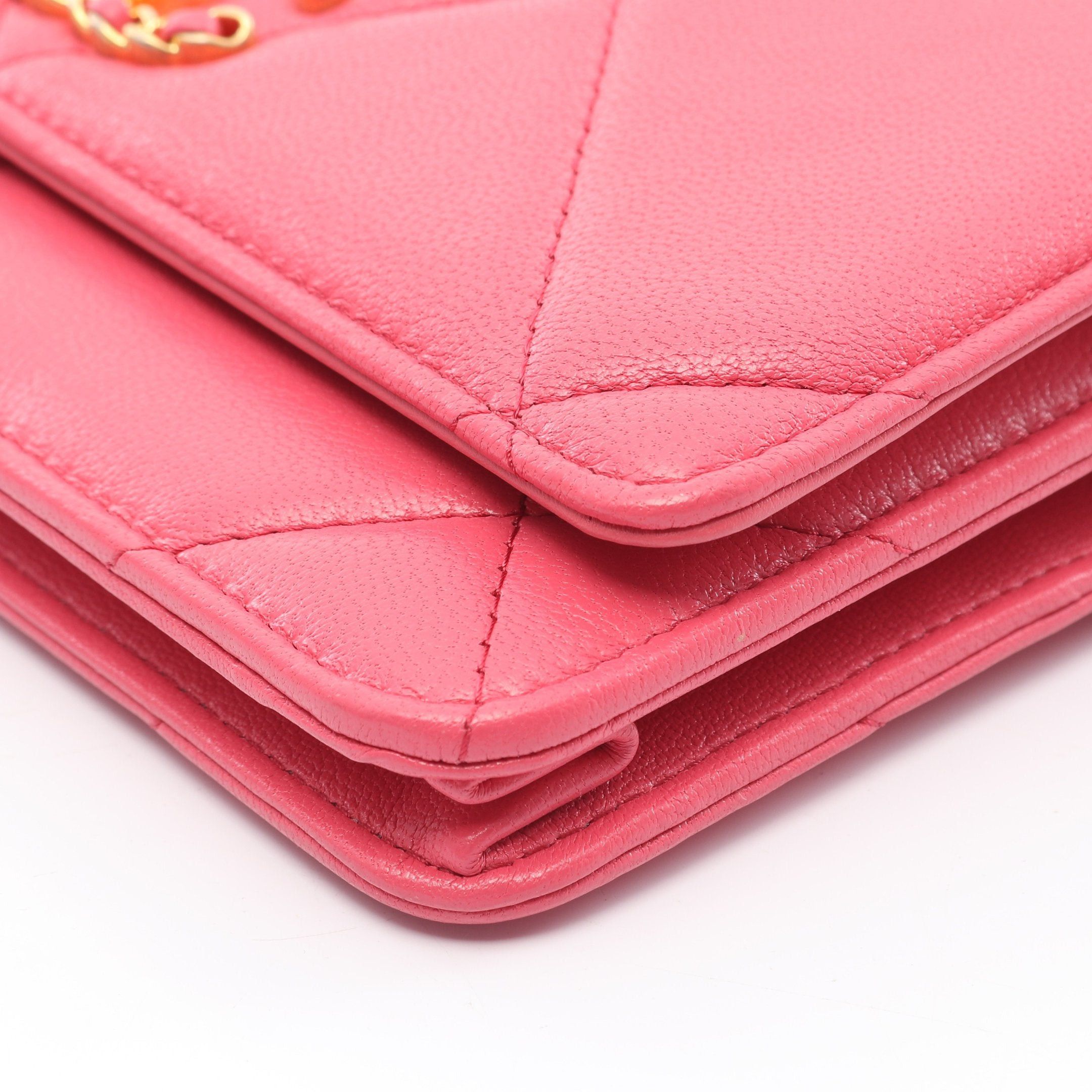 Chanel Chanel Chanel 19 Chain Wallet Leather Pink Combination Metal Fittings Size ONE SIZE - 7 Thumbnail