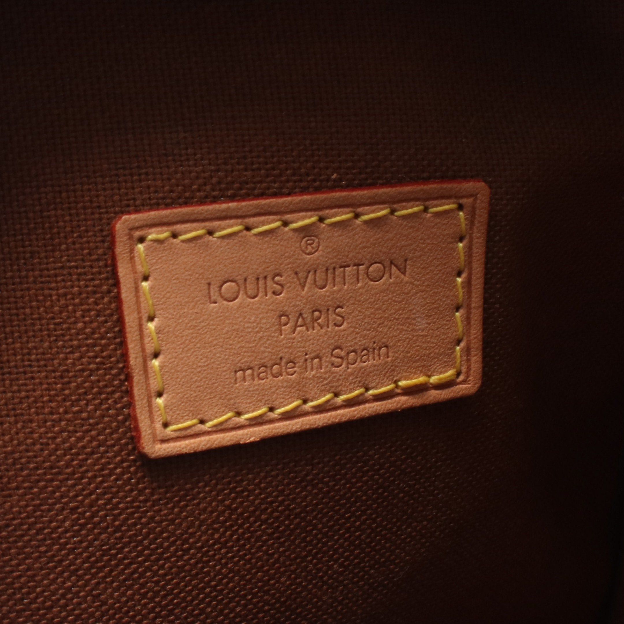 Louis Vuitton Louis Vuitton Pochette Ganju Monogram Body Bag Leather Brown Size ONE SIZE - 4 Thumbnail