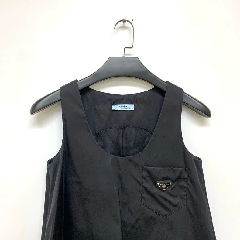 Prada New Prada Black Dress with Triangle Logo Size M / US 6-8 / IT 42-44 - 6 Thumbnail