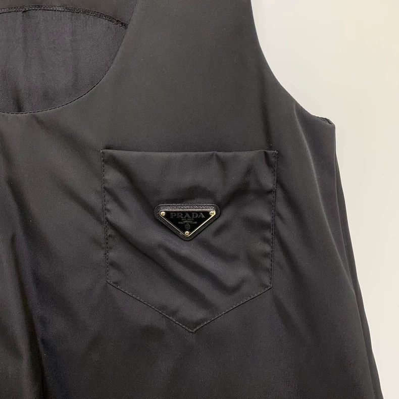 Prada New Prada Black Dress with Triangle Logo Size M / US 6-8 / IT 42-44 - 5 Thumbnail