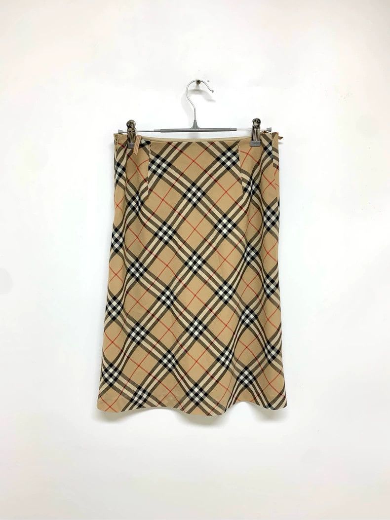 Burberry Burberry Classic Check Short Skirt Size 36 Size 36" / US 14 / IT 50 - 2 Thumbnail