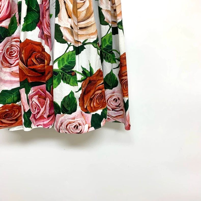 Dolce & Gabbana DG Floral Print Half Skirt Size 36 Size 36" / US 14 / IT 50 - 8 Thumbnail
