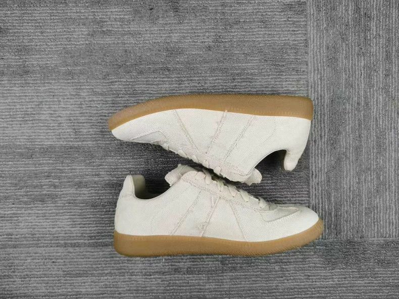 Maison Margiela Majirade Training Shoes Size 35 Cream Color Size US 5 / IT 35 - 5 Thumbnail