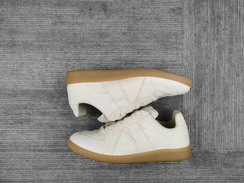 Maison Margiela Majirade Training Shoes Size 35 Cream Color Size US 5 / IT 35 - 4 Thumbnail