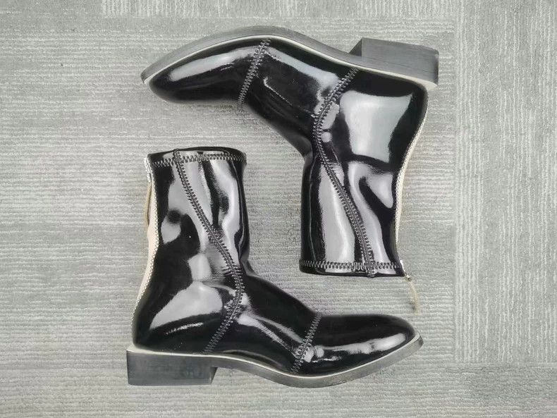 Fendi Fendi Black Patent Leather Ankle Boots Size 35 Size US 5 / IT 35 - 5 Thumbnail