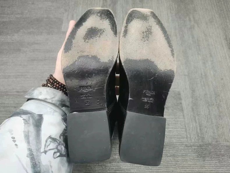 Fendi Fendi Black Patent Leather Ankle Boots Size 35 Size US 5 / IT 35 - 6 Thumbnail