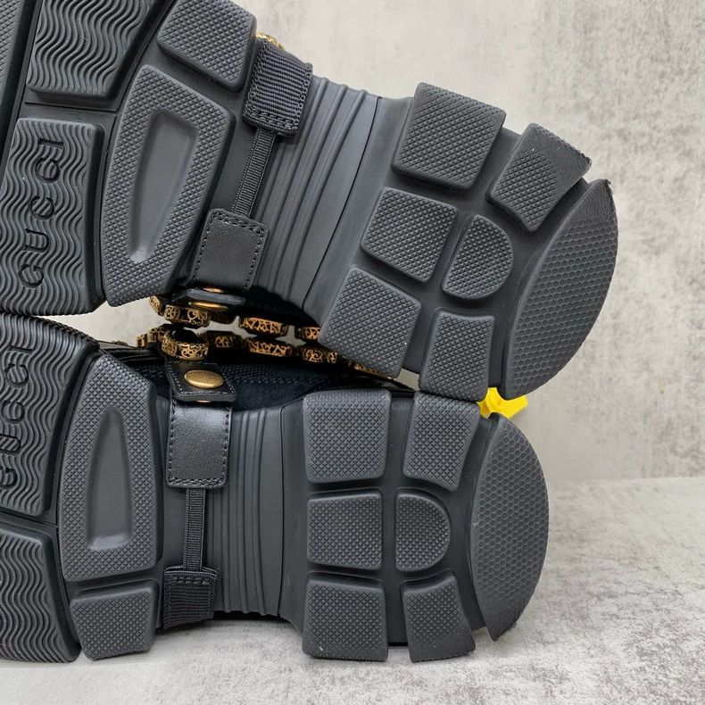 Gucci Gucci Black Gemstone Hiking Shoes Size 34 Size US 4 / IT 34 - 9 Thumbnail