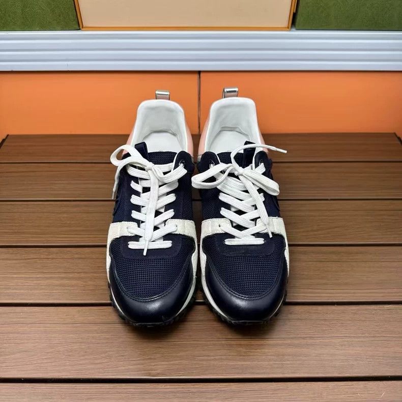Louis Vuitton LV Runaway Casual Sneakers Size 35 Size US 5 / IT 35 - 3 Thumbnail