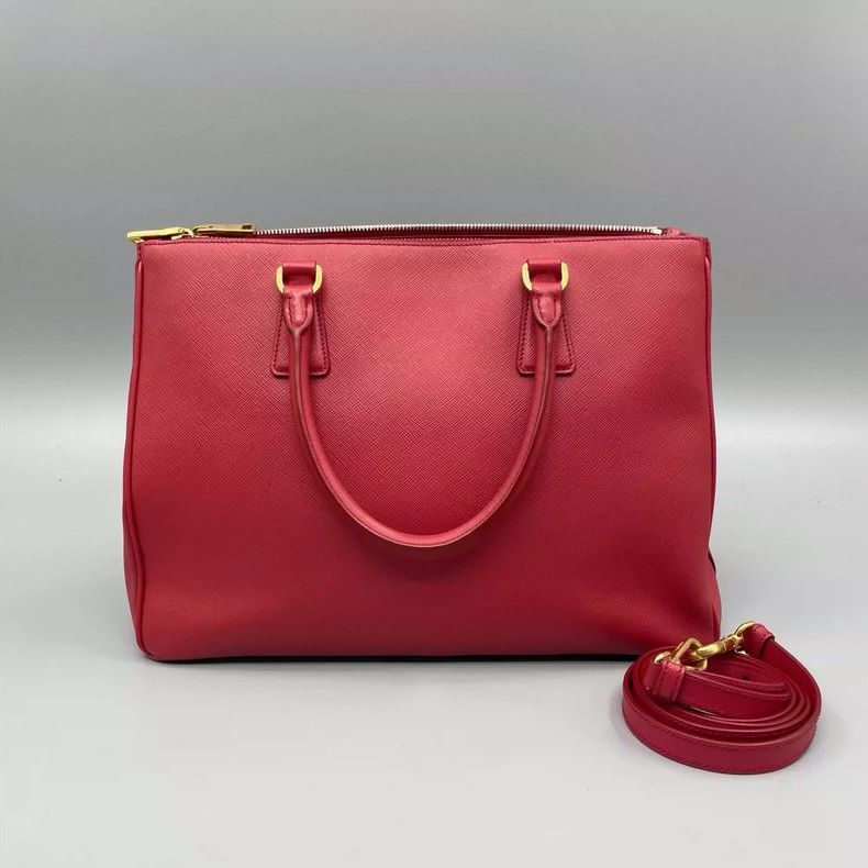 Prada Prada Red Leather Handbag with Gold Accents Size ONE SIZE - 2 Thumbnail